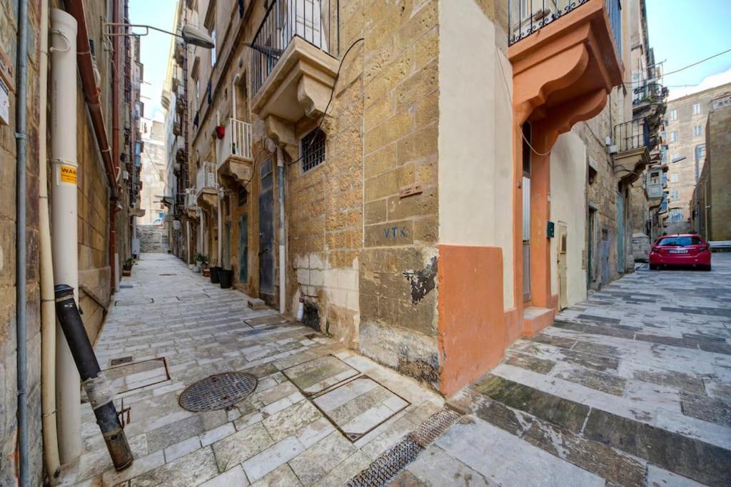 31 Sally Port Valletta Buitenkant foto